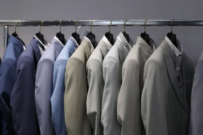 Razprodaja poročnih oblek